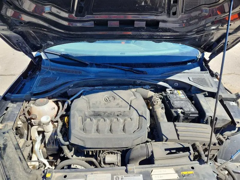 2020 VOLKSWAGEN PASSAT SE  