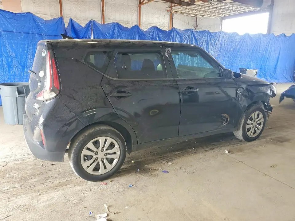 2023 KIA SOUL LX  