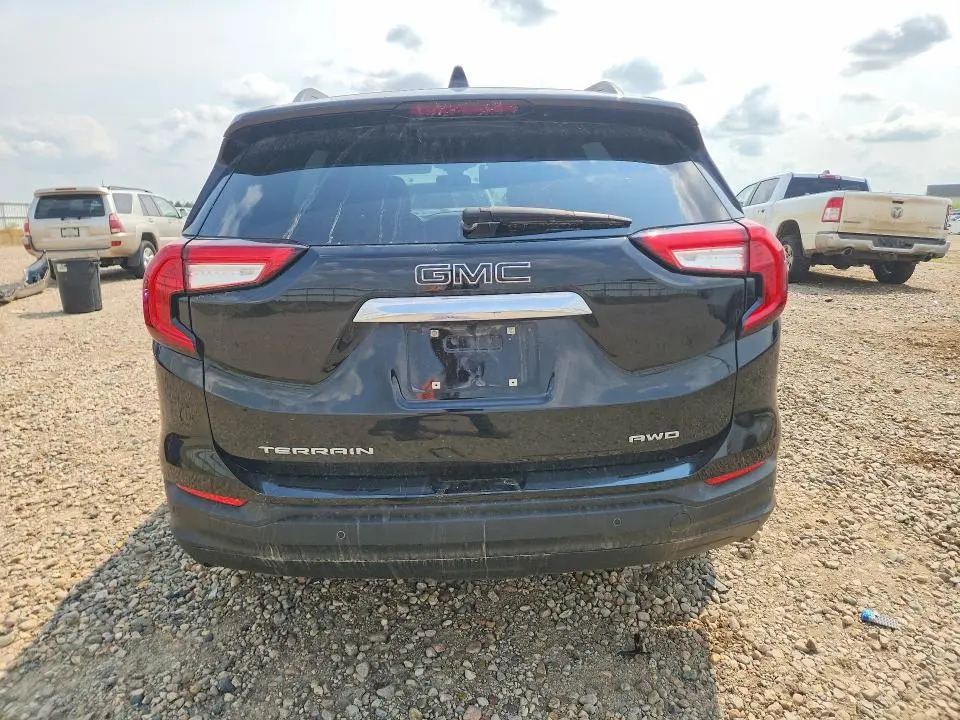 2022 GMC TERRAIN SLE  