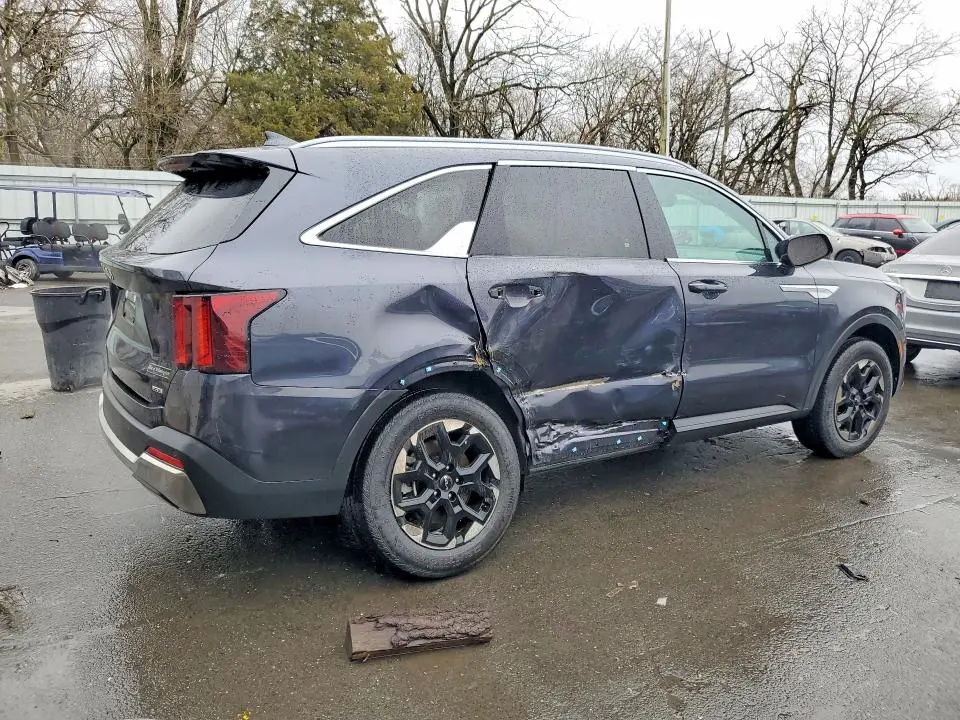 2025 KIA SORENTO S  