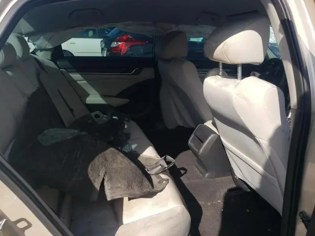 2018 HONDA ACCORD LX  