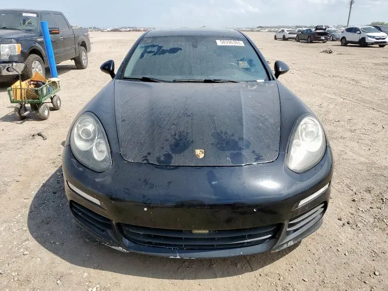 2016 PORSCHE PANAMERA 2  