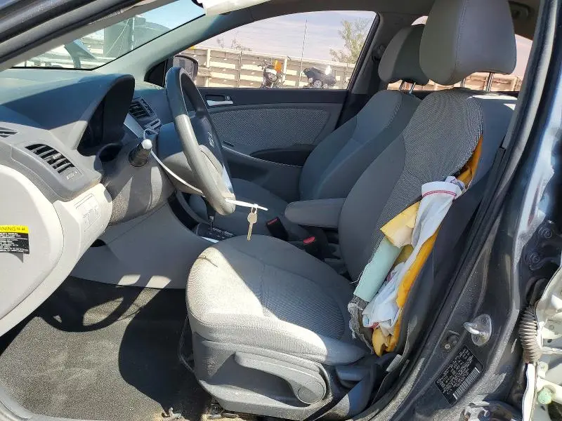 2012 HYUNDAI ACCENT GLS  