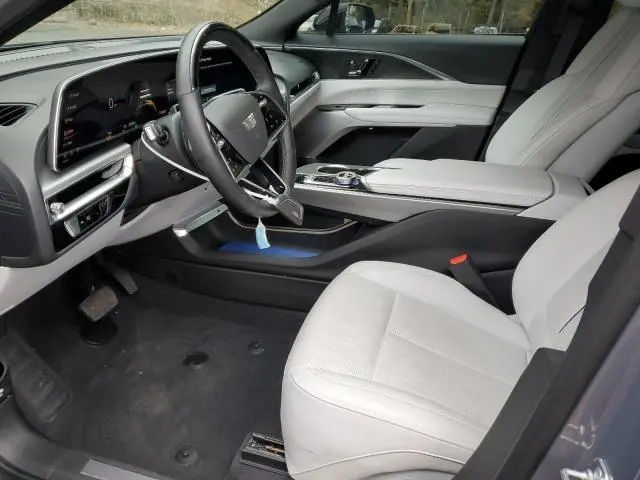 2024 CADILLAC LYRIQ LUXURY  