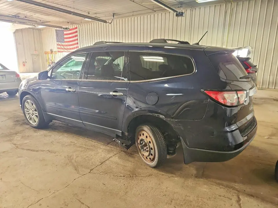 2015 CHEVROLET TRAVERSE LT  