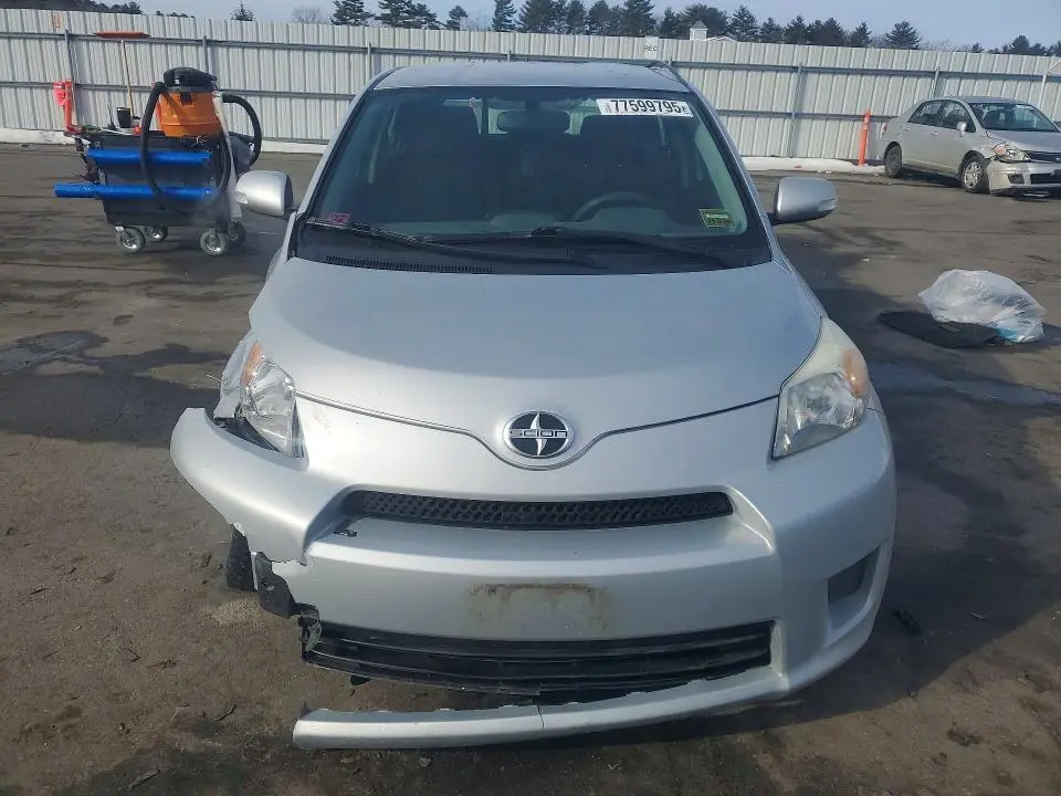 2010 TOYOTA SCION XD   