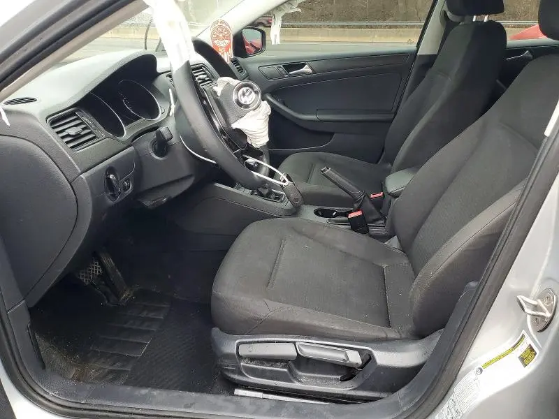 2015 VOLKSWAGEN JETTA BASE  