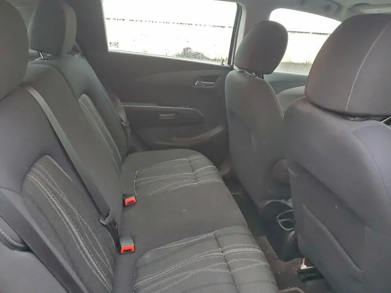 2016 CHEVROLET SONIC LT  