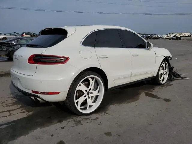 2015 PORSCHE MACAN S  