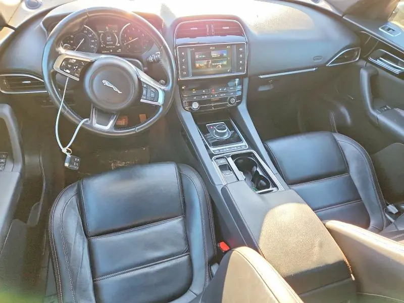 2018 JAGUAR F-PACE PRESTIGE  