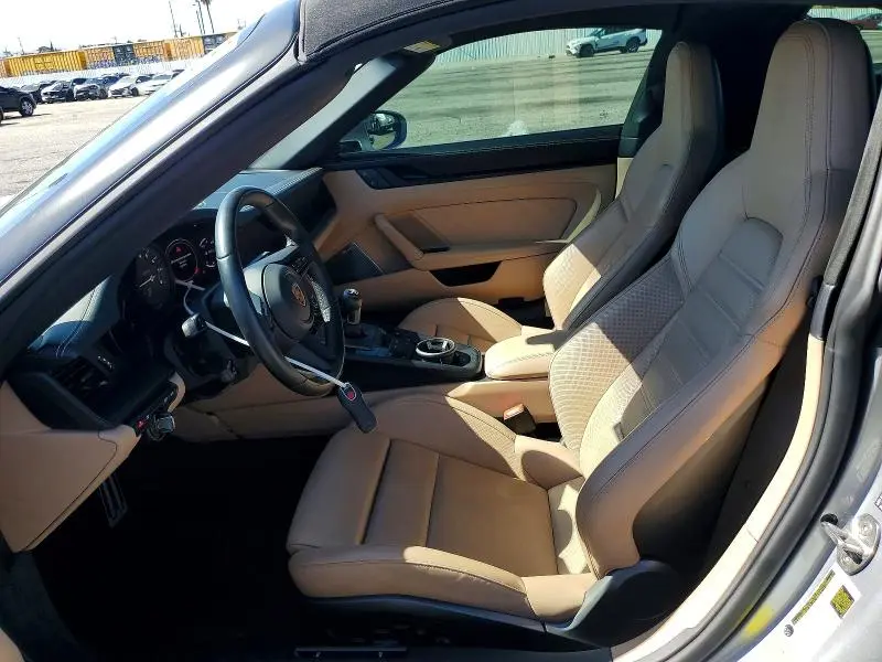2024 PORSCHE 911 TARGA 4S/TARGA 4 GTS/50 YEARS  