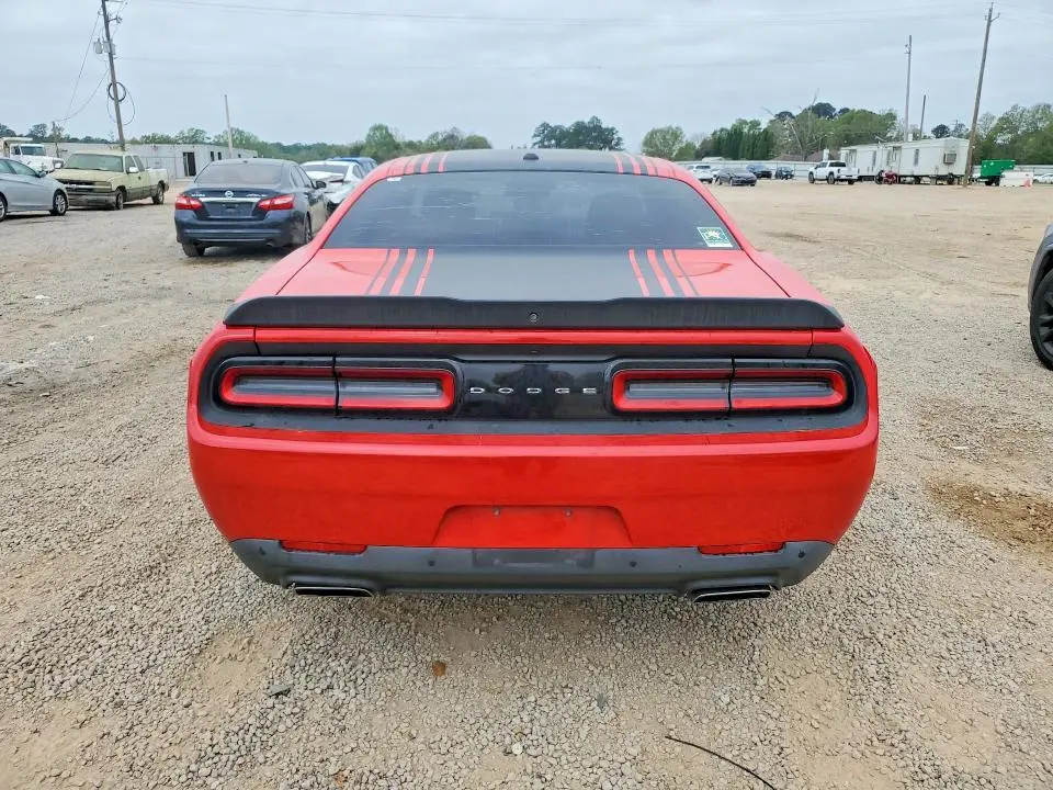 2015 DODGE CHALLENGER SXT  