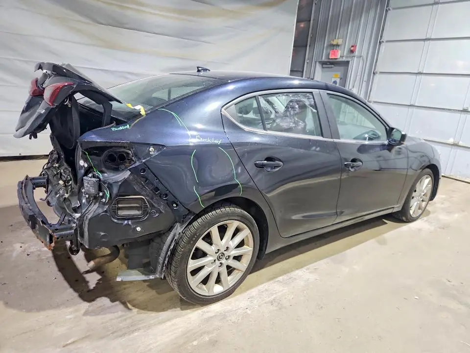 2017 MAZDA 3 TOURING  