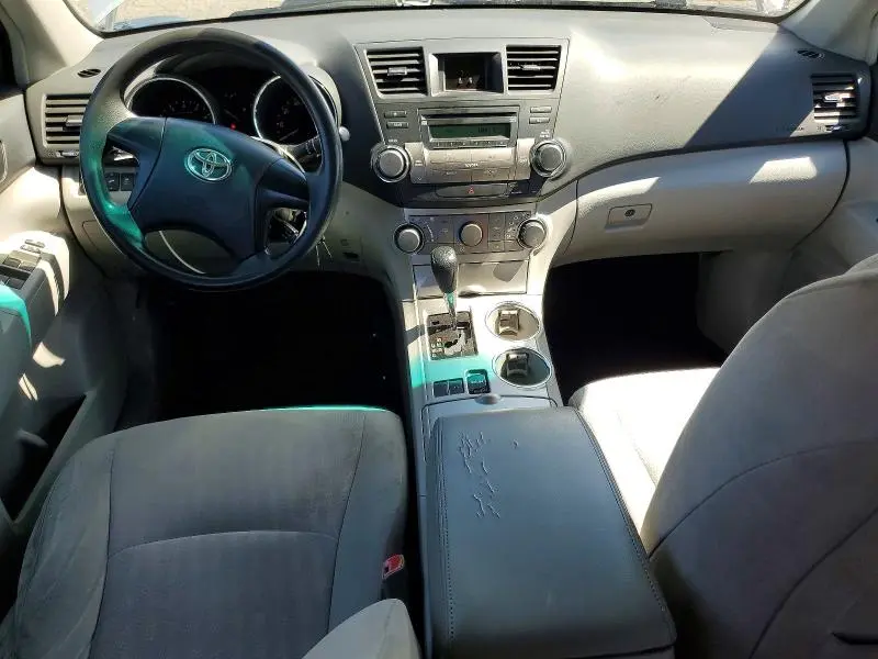 2012 TOYOTA HIGHLANDER BASE  