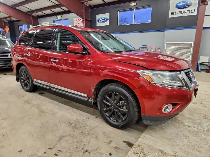 2014 NISSAN PATHFINDER S  