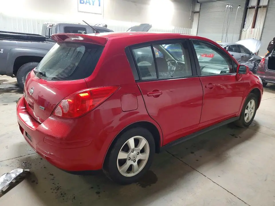 2012 NISSAN VERSA 1.8 S  