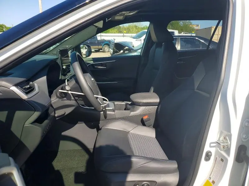 2024 TOYOTA RAV4 XSE  