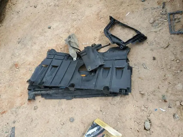 2010 INFINITI G37 BASE  