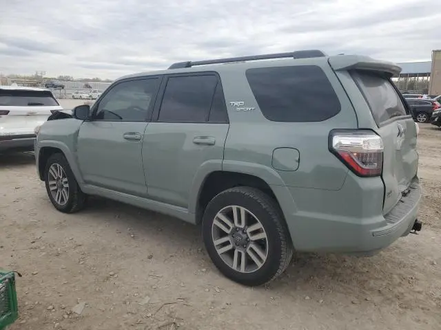 2023 TOYOTA 4RUNNER SE  
