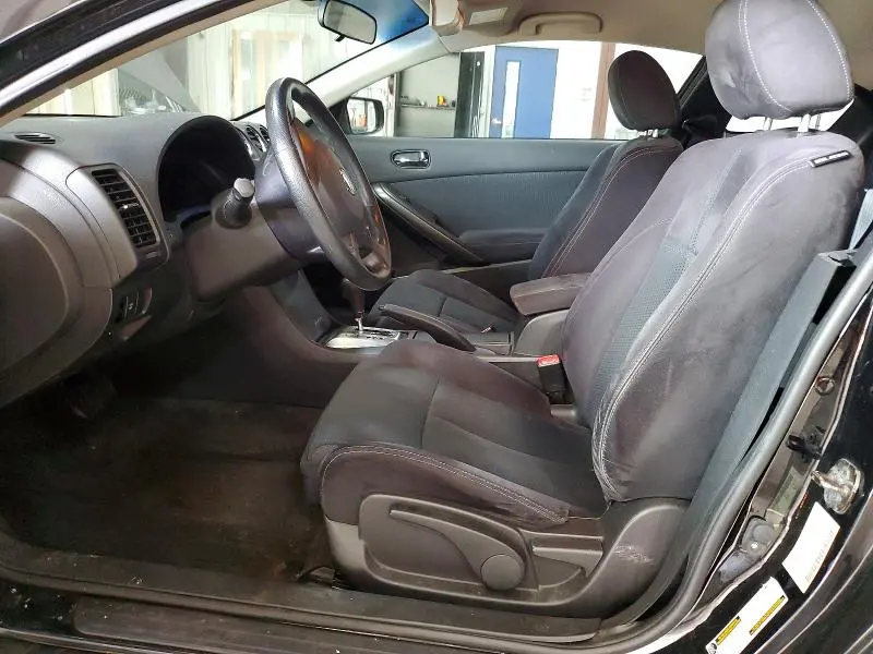 2010 NISSAN ALTIMA S  