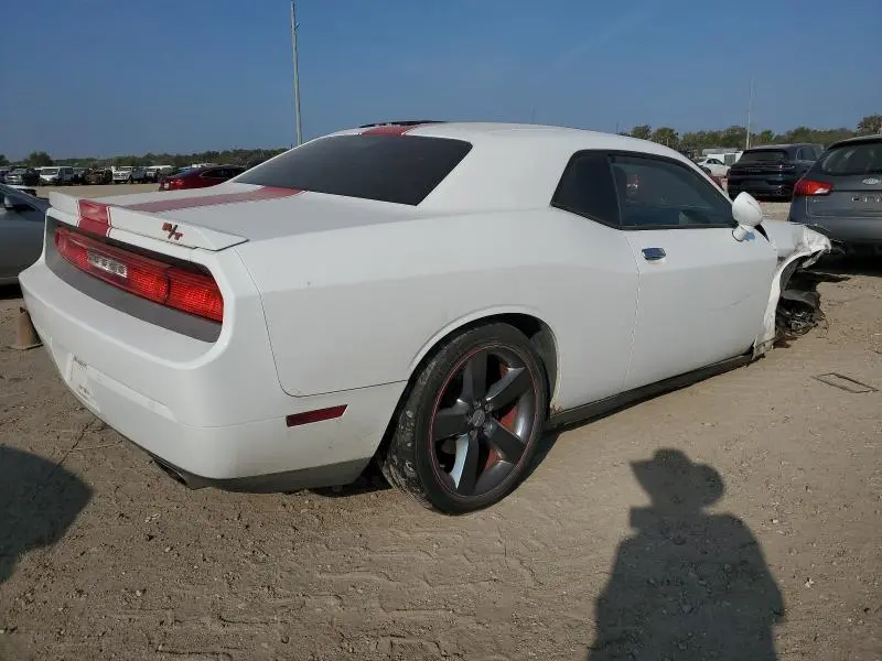 2014 DODGE CHALLENGER SXT  