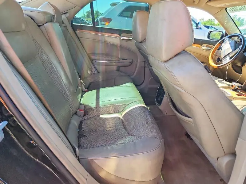 2014 CHRYSLER 300C   