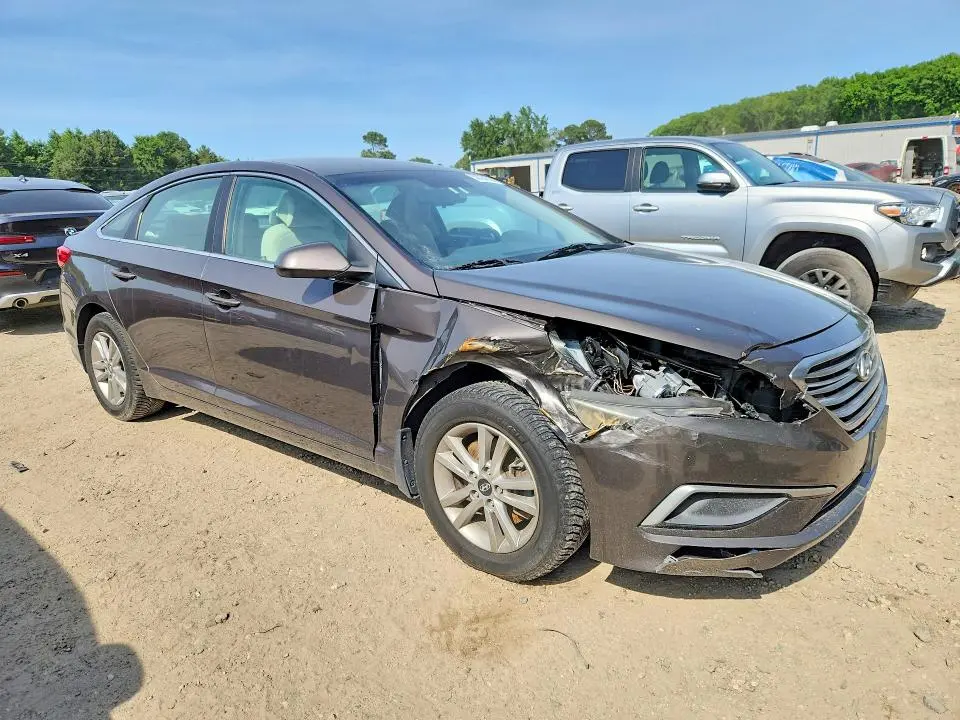 2016 HYUNDAI SONATA SE  