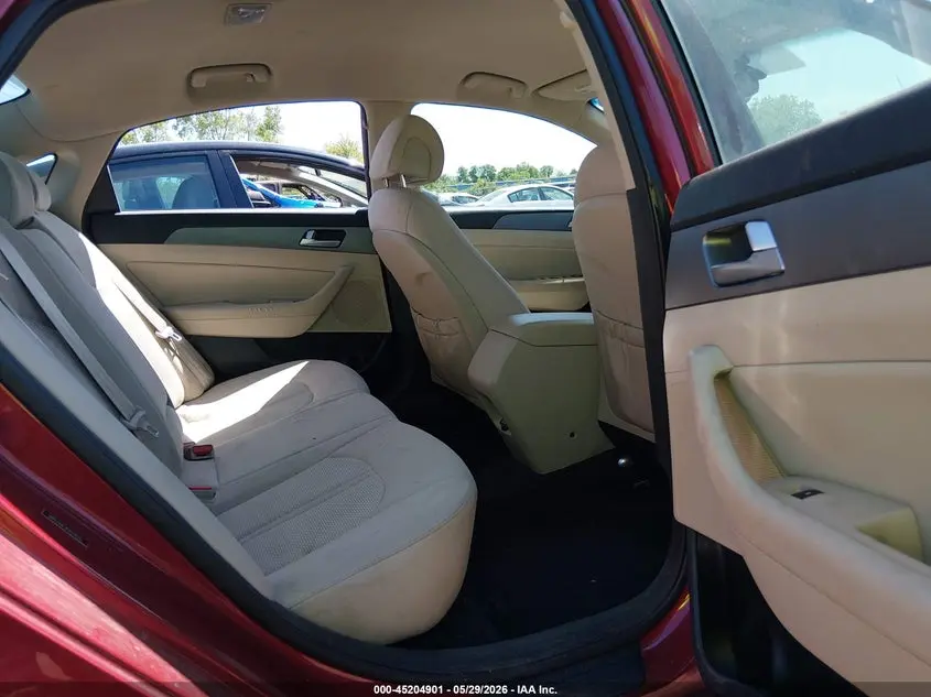 2015 HYUNDAI SONATA SE