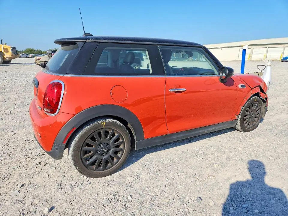 2020 MINI COOPER   
