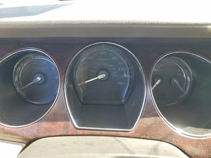 2011 FORD TAURUS SEL  