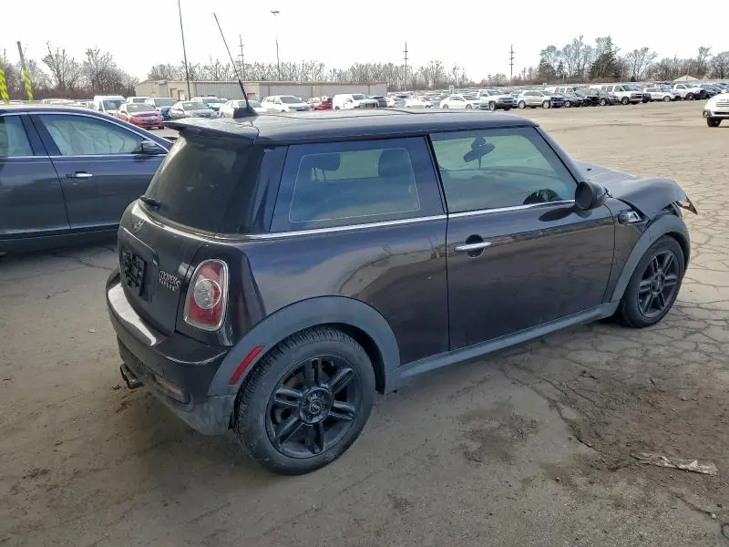 2013 MINI COOPER S  