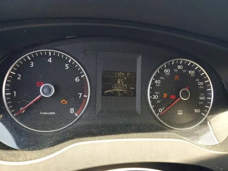 2012 VOLKSWAGEN JETTA SE  