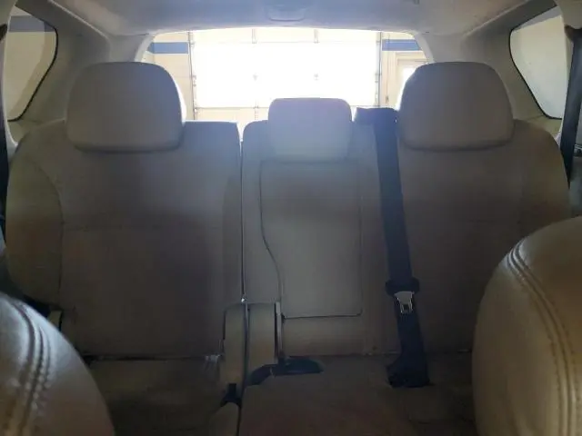 2010 MITSUBISHI OUTLANDER SE