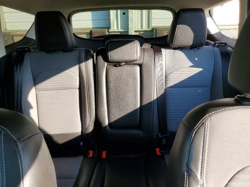 2017 FORD ESCAPE TITANIUM  
