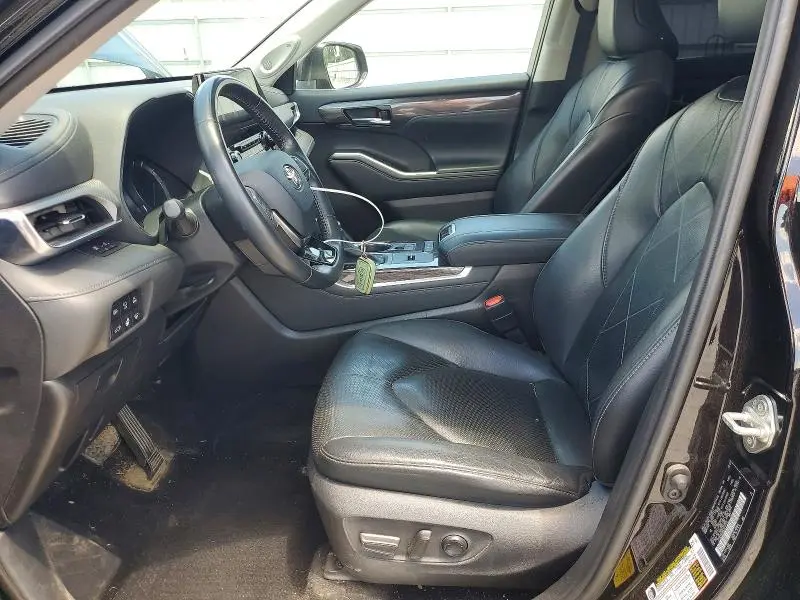 2020 TOYOTA HIGHLANDER HYBRID PLATINUM  