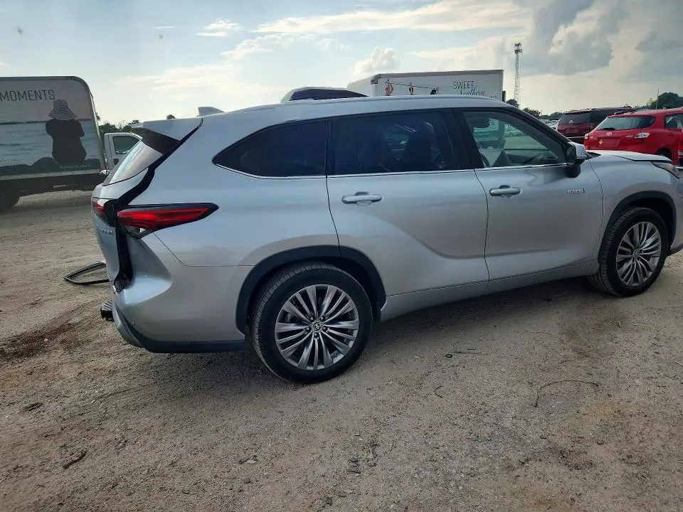 2021 TOYOTA HIGHLANDER HYBRID PLATINUM  