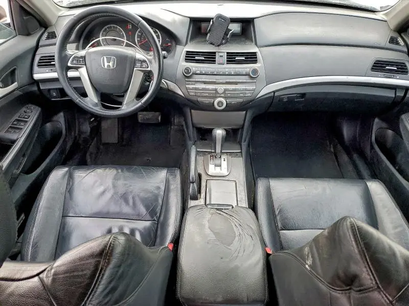 2011 HONDA ACCORD SE  