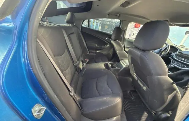 2017 CHEVROLET VOLT LT  