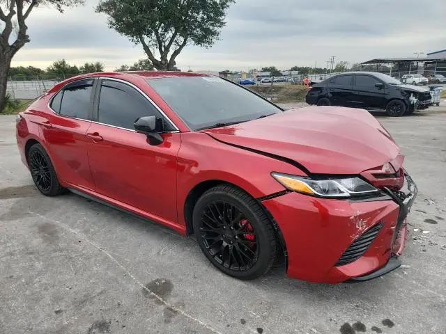 2020 TOYOTA CAMRY SE  