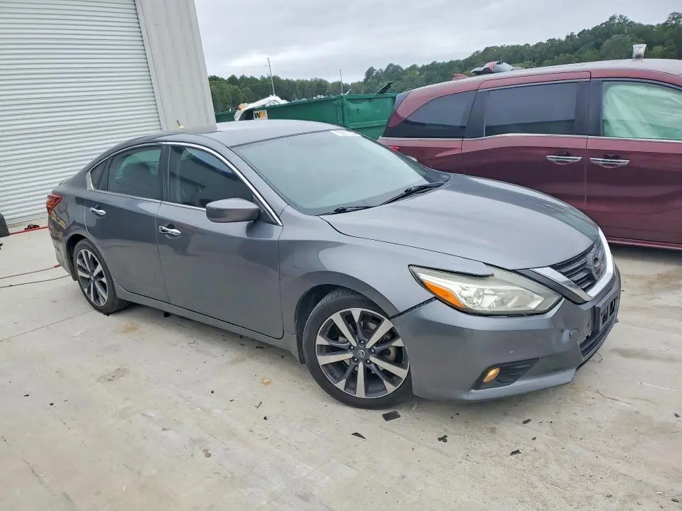 2017 NISSAN ALTIMA 2.5 SR  