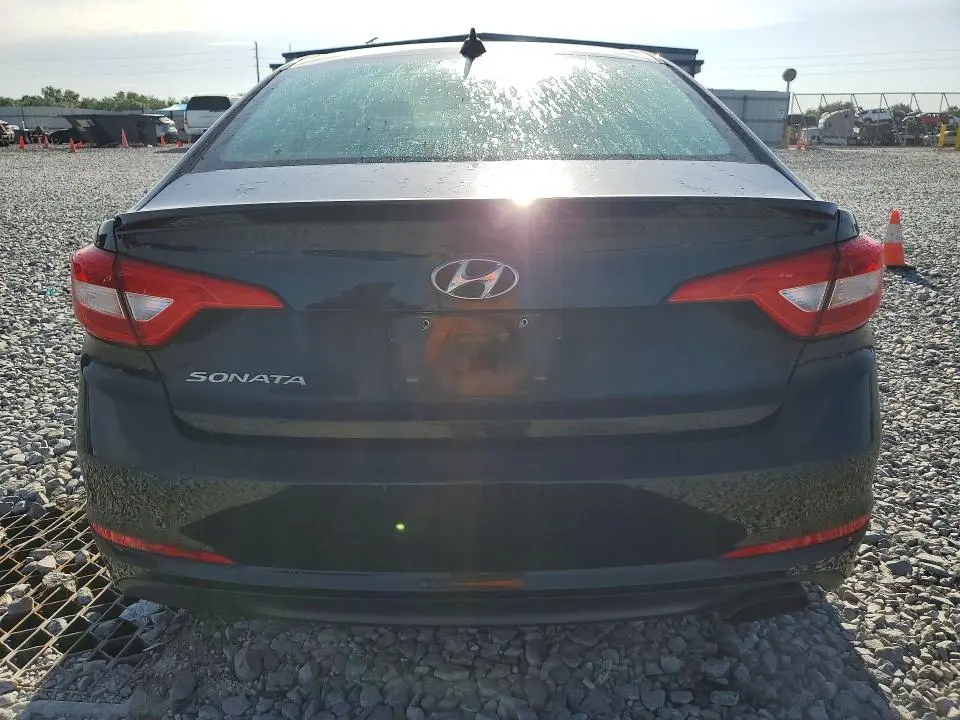 2017 HYUNDAI SONATA SE  