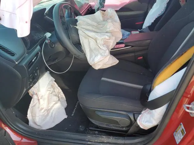 2023 HYUNDAI SONATA SE  