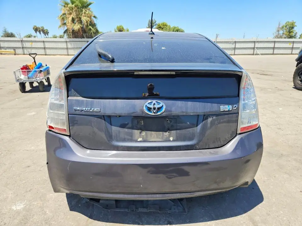 2010 TOYOTA PRIUS IV  