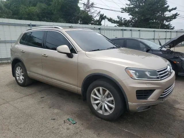 2016 VOLKSWAGEN TOUAREG SPORT  