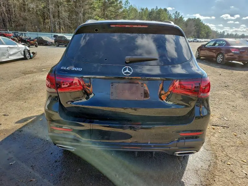 2022 MERCEDES-BENZ GLC 300  