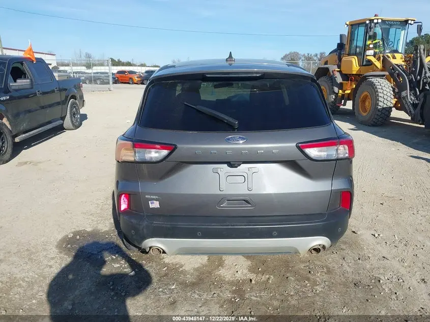 2022 FORD ESCAPE SEL