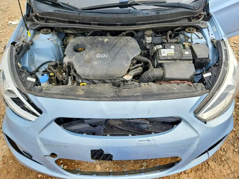2014 HYUNDAI ACCENT SE  
