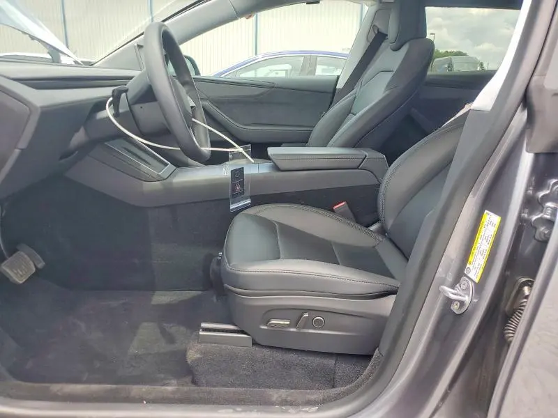 2026 TESLA MODEL Y   