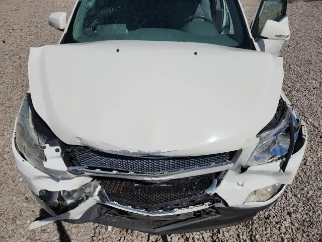 2011 CHEVROLET TRAVERSE LT  