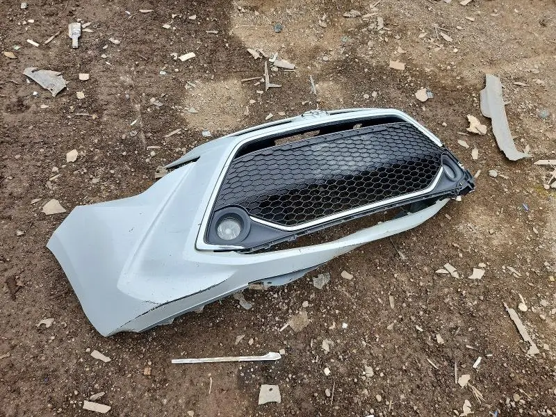 2019 TOYOTA YARIS LE  